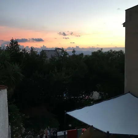 Casa Escape 테라시니