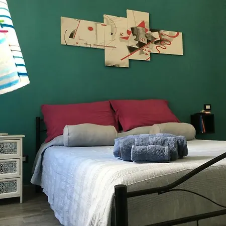 Casa Escape Homestay *