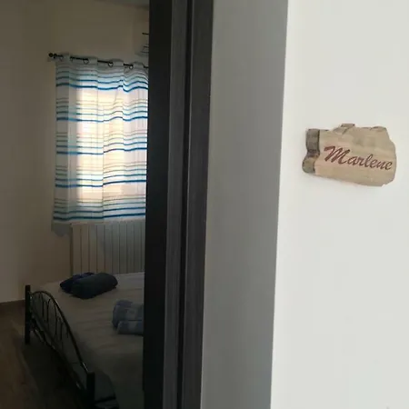 Casa Escape * Terrasini